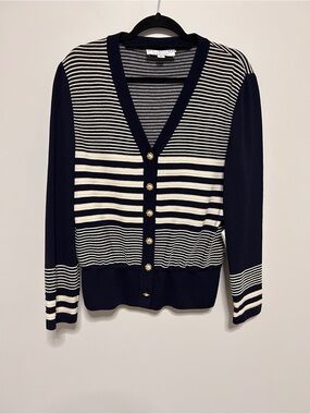 St, John Collection by Macy Gray Women’s size Large Navy White Gold Buttons Wool